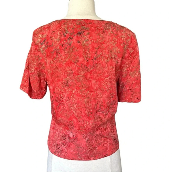 GO FISH Watercolor Art to Wear Button Up Top, S - Picture 5 of 13